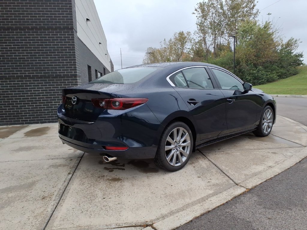 New 2026 MAZDA MAZDA3 2.5 S Sedan w/ Preferred Pkg FWD image 7