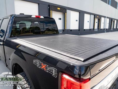 Used 2022 Ford F250 Platinum AWD/4WD image 16