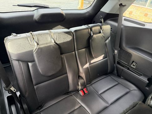 Used 2021 Ford Explorer Limited AWD/4WD image 25