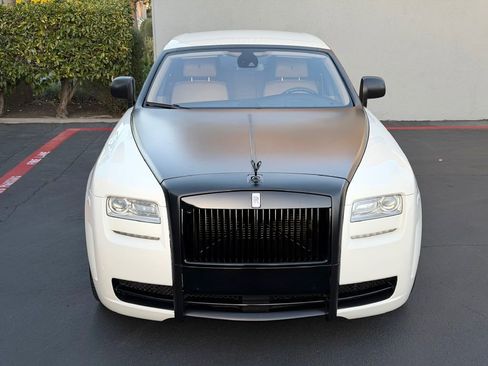 Used 2011 Rolls-Royce Ghost image 13