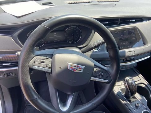 Used 2021 Cadillac XT4 Sport w/ Cold Weather Package AWD/4WD image 17