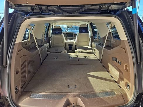 Used 2023 GMC Yukon XL Denali image 54