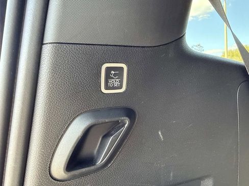 Used 2022 Jeep Grand Wagoneer Series I image 12