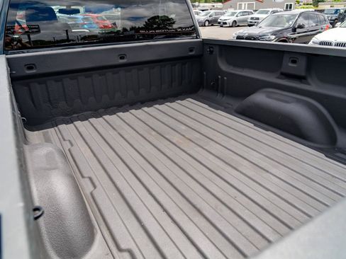 Used 2017 GMC Sierra 1500 SLE w/ Elevation Edition AWD/4WD image 25