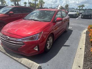 Used 2020 Hyundai Elantra SEL w/ Cargo Package (C1) FWD video 1