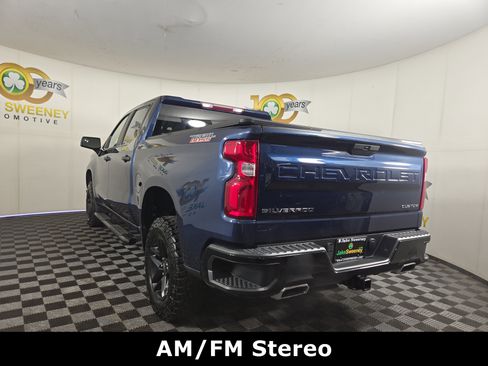 Used 2019 Chevrolet Silverado 1500 Custom Trail Boss w/ Custom Convenience Package AWD/4WD image 7
