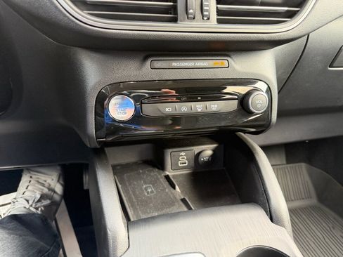 Used 2024 Ford Escape Active w/ Tech Pack #2 FWD image 12