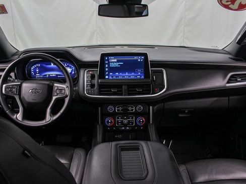 Used 2023 Chevrolet Tahoe Z71 w/ Luxury Package AWD/4WD image 31