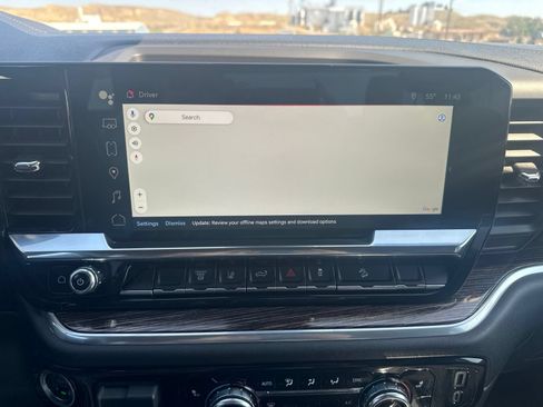 Used 2025 GMC Sierra 3500 SLE w/ SLE Convenience Package AWD/4WD image 18