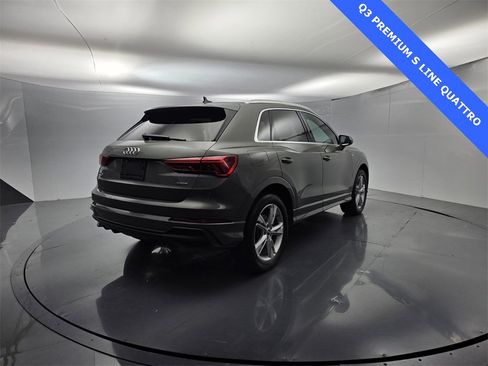 Used 2022 Audi Q3 2.0T Premium w/ Convenience Package image 12