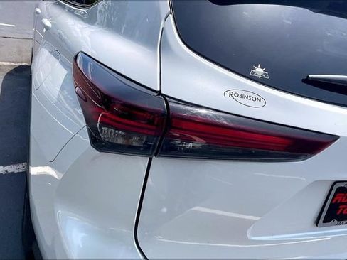 Used 2026 Toyota Highlander XLE AWD/4WD image 30
