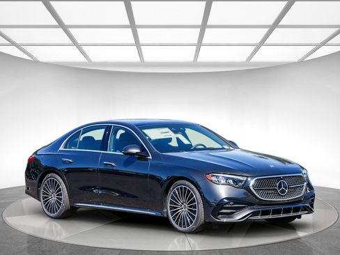 New 2026 Mercedes-Benz E 350 4MATIC Sedan image 5