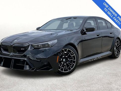 Used 2025 BMW M5 w/ Executive Package image 15