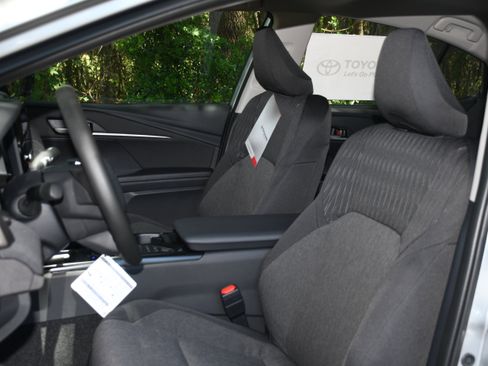 New 2026 Toyota Camry LE FWD image 7