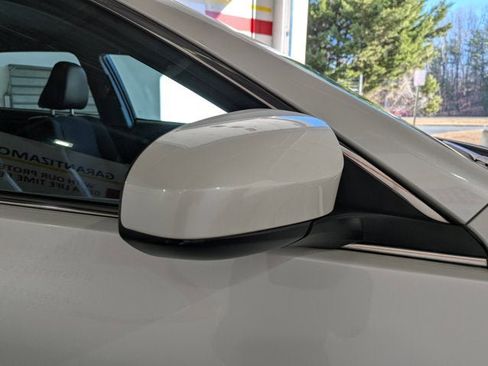 Used 2016 Toyota Camry SE image 48