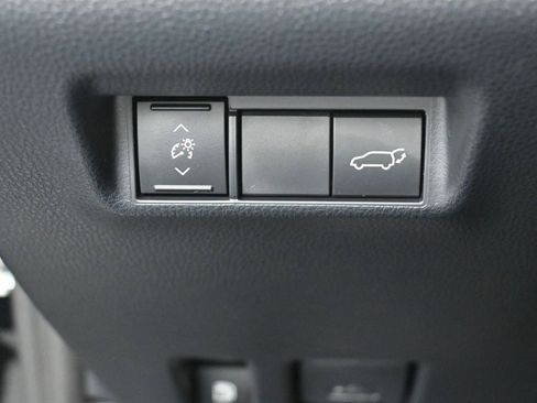 Certified 2026 Toyota RAV4 SE w/ Convenience Package AWD/4WD image 16