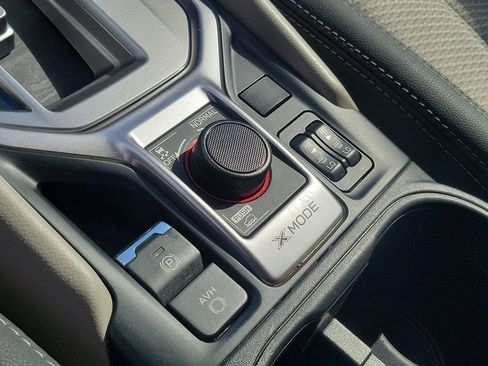 Used 2019 Subaru Forester Premium image 31