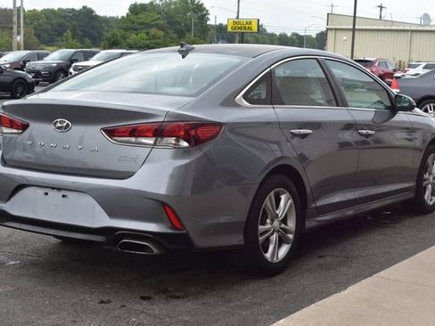 Used 2019 Hyundai Sonata SEL w/ Tech Package 02 FWD image 10