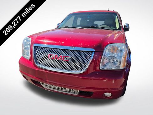 Used 2014 GMC Yukon XL Denali AWD/4WD image 2