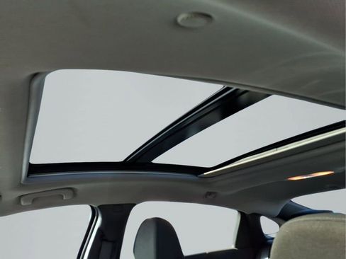 Used 2024 Chevrolet Malibu LT image 25