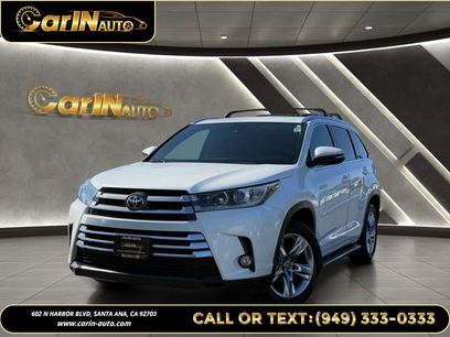 Used 2017 Toyota Highlander Limited Platinum