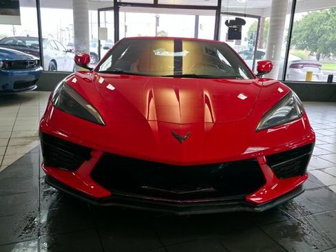 Used 2020 Chevrolet Corvette Stingray Coupe w/ Z51 Performance Package image 3