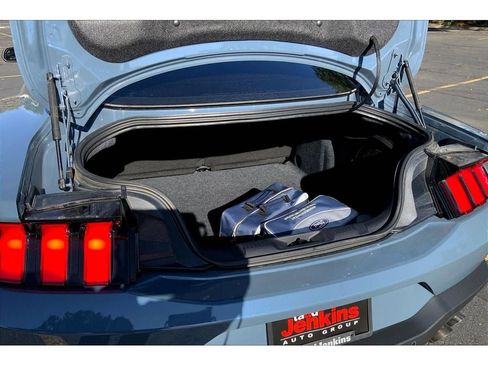 Used 2024 Ford Mustang GT Premium image 10