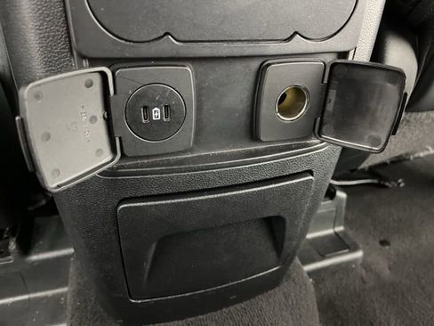 Used 2024 Ford Explorer XLT w/ Equipment Group 202A image 46