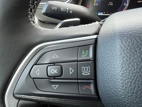 New 2025 Jeep Grand Cherokee L Altitude image 13