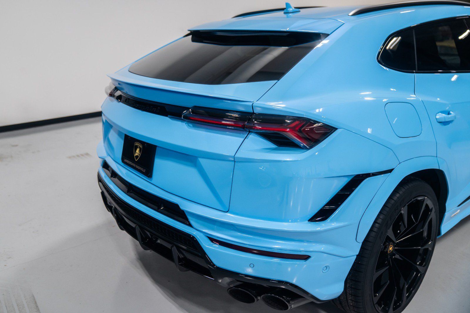 Used 2024 Lamborghini Urus S AWD/4WD image 36