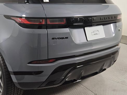 Used 2023 Land Rover Range Rover Evoque R-Dynamic S AWD/4WD image 7