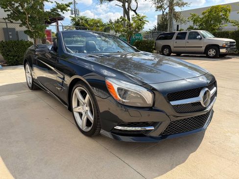 Used 2013 Mercedes-Benz SL 550 image 6