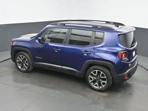 Used 2018 Jeep Renegade Latitude image 40