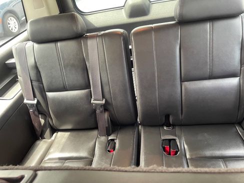 Used 2007 GMC Yukon XL Denali AWD/4WD image 26