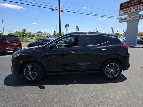 Used 2022 Buick Encore GX Select w/ Sport Touring Package FWD image 18