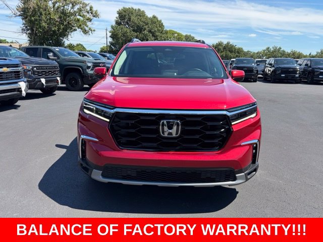 Used 2025 Honda Pilot Touring image 2