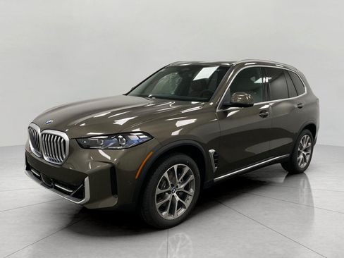 New 2026 BMW X5 xDrive40i w/ Climate Comfort Package AWD/4WD image 12