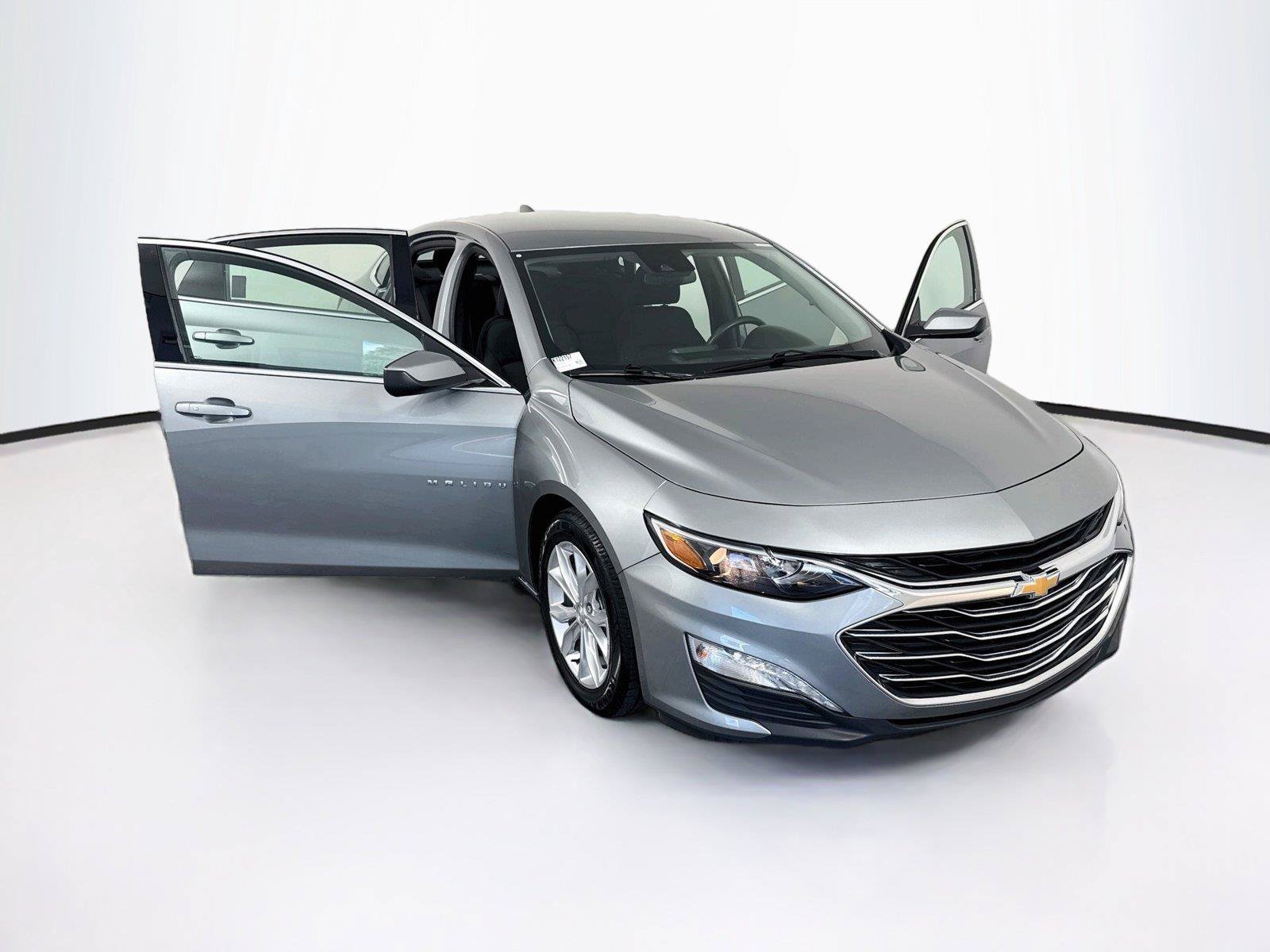 Used 2025 Chevrolet Malibu LT FWD image 38