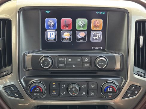 Used 2015 Chevrolet Silverado 1500 High Country w/ High Country Premium Package AWD/4WD image 20