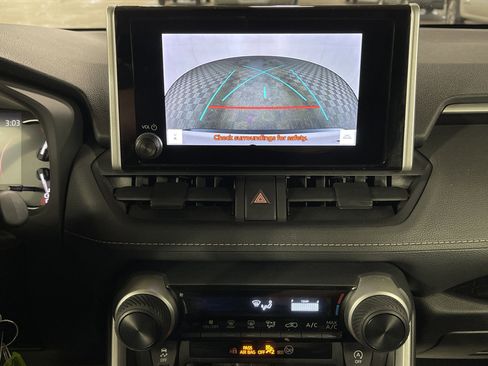 Used 2024 Toyota RAV4 LE image 22