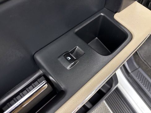 Used 2023 Ford Expedition Max XLT image 44