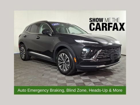 Used 2024 Buick Envision Preferred AWD/4WD image 1