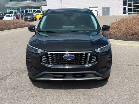 Used 2024 Ford Escape Active w/ Tech Pack #2 AWD/4WD image 3
