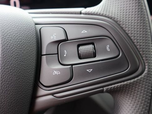 New 2026 Buick Envista Sport Touring FWD image 29