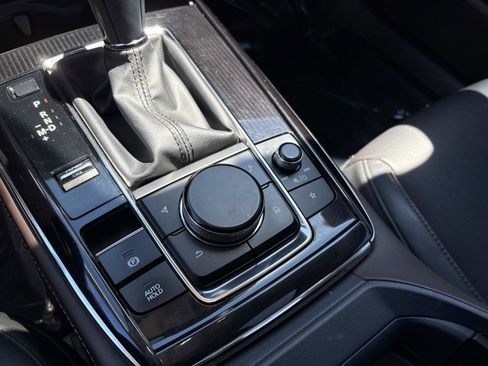 Used 2022 MAZDA CX-30 AWD 2.5 S w/ Premium Package image 24