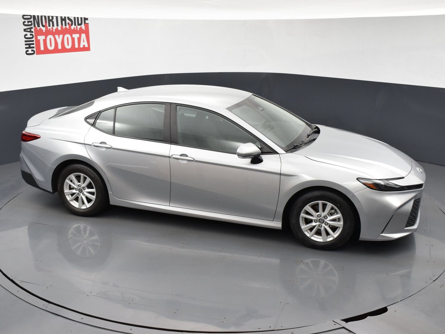 Used 2025 Toyota Camry LE FWD image 21
