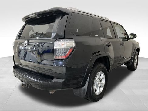 Used 2016 Toyota 4Runner SR5 image 5