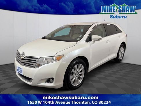 Used 2013 Toyota Venza LE image 1