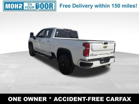 Used 2024 Chevrolet Silverado 2500 High Country w/ High Country Premium Package image 3