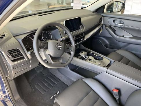 New 2026 Nissan Rogue Dark Armor FWD image 12